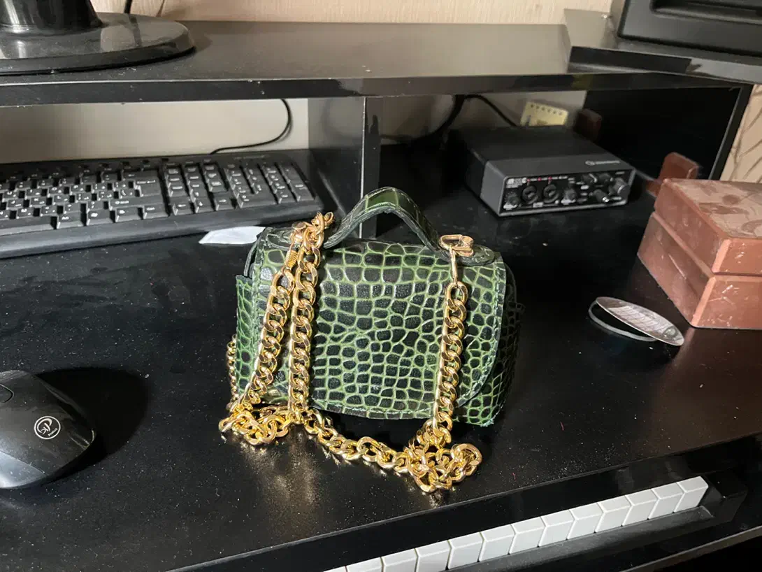 کیف چرم طبیعی دست دوز|کیف، کفش، کمربند|مشهد, چهارچشمه|دیوار