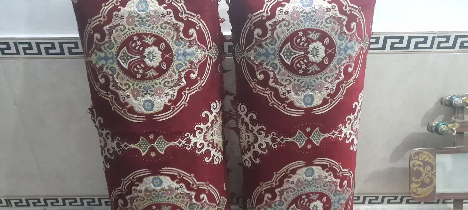 پشتی سالم و تمیز|پشتی|ورامین, خیر آباد|دیوار