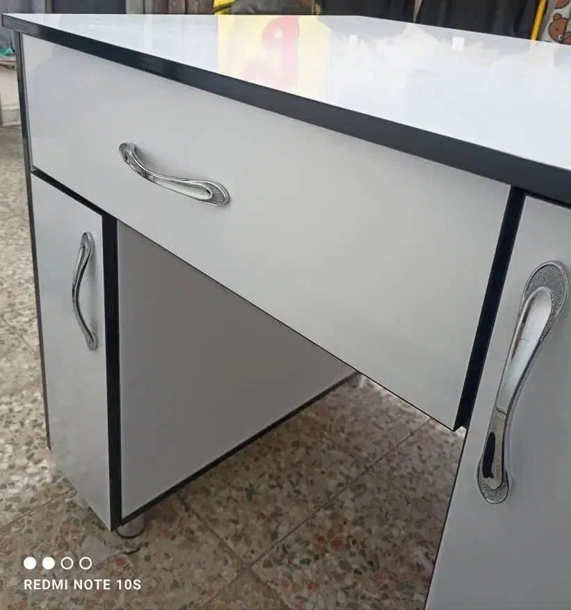 میز|میز تحریر و کامپیوتر|کرمان, |دیوار