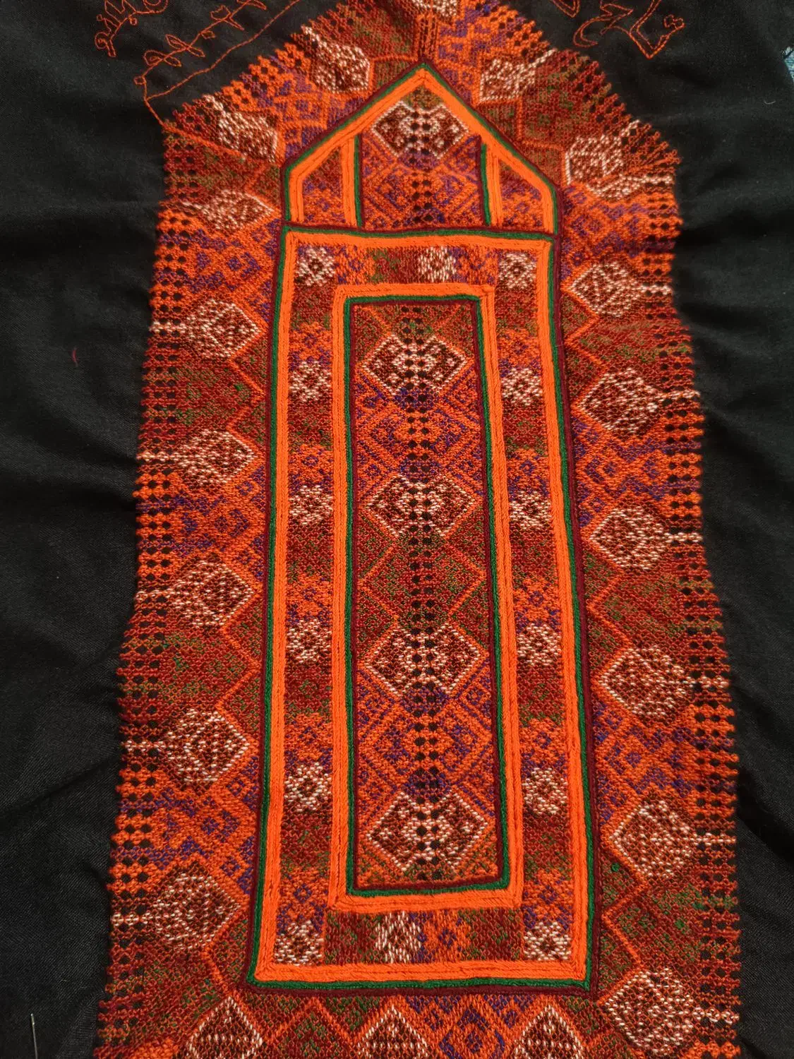 زی آستین چوتلی بارنگبندی بلوچی|لباس|سراوان, |دیوار