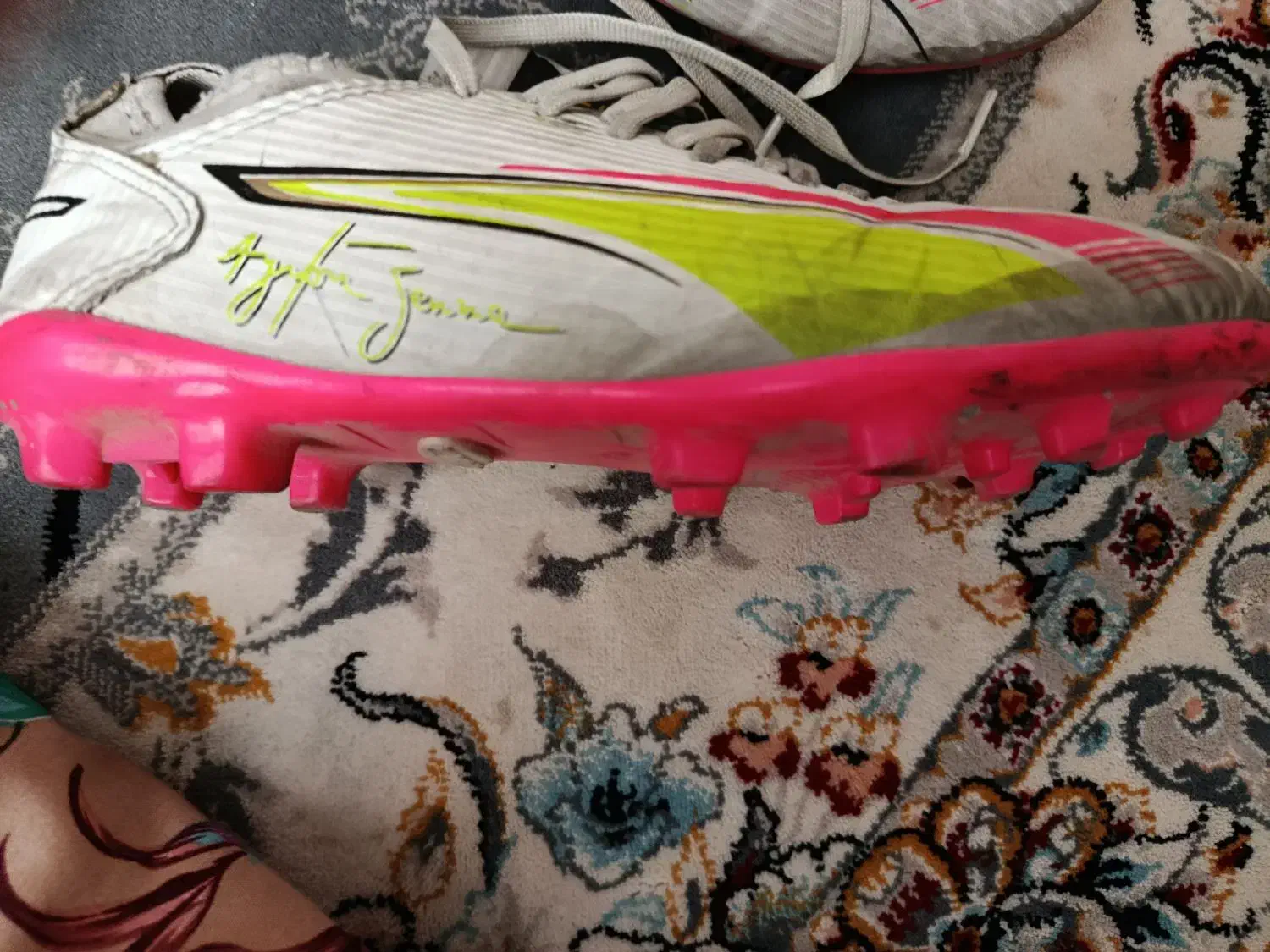 کفش فوتبال چمنی|کیف، کفش، کمربند|قدس, شهرقدس|دیوار