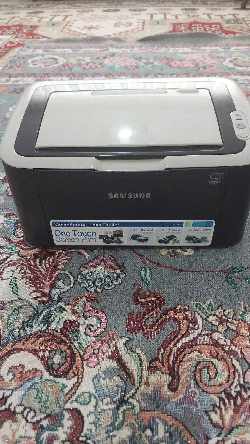 یک عدد پرینتر یک عدد هم اسکنر ه فروش می‌رسه|پرینتر، اسکنر، کپی، فکس|پرند, فاز ۵|دیوار