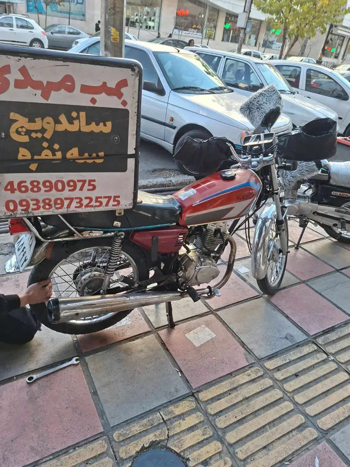 پیک موتوری|استخدام خدمات فروشگاه و رستوران|قدس, شهر‌قدس|دیوار