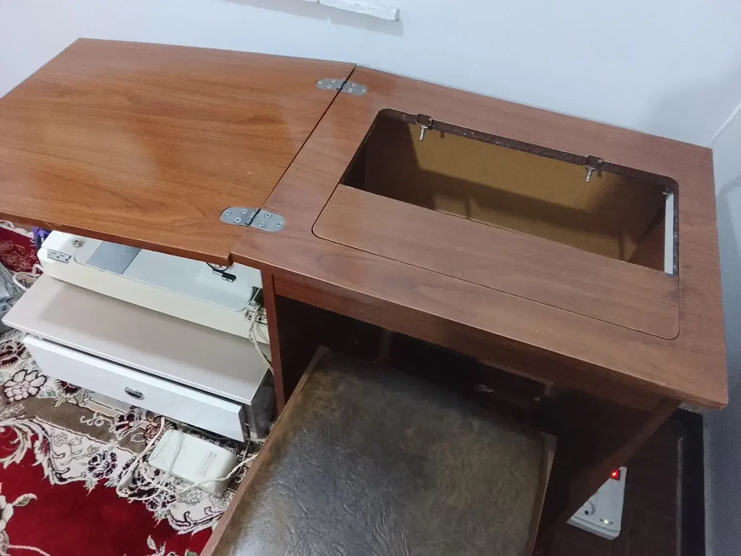 میز چرخ خیاطی|لوازم خیاطی و بافتنی|اهواز, گلستان|دیوار