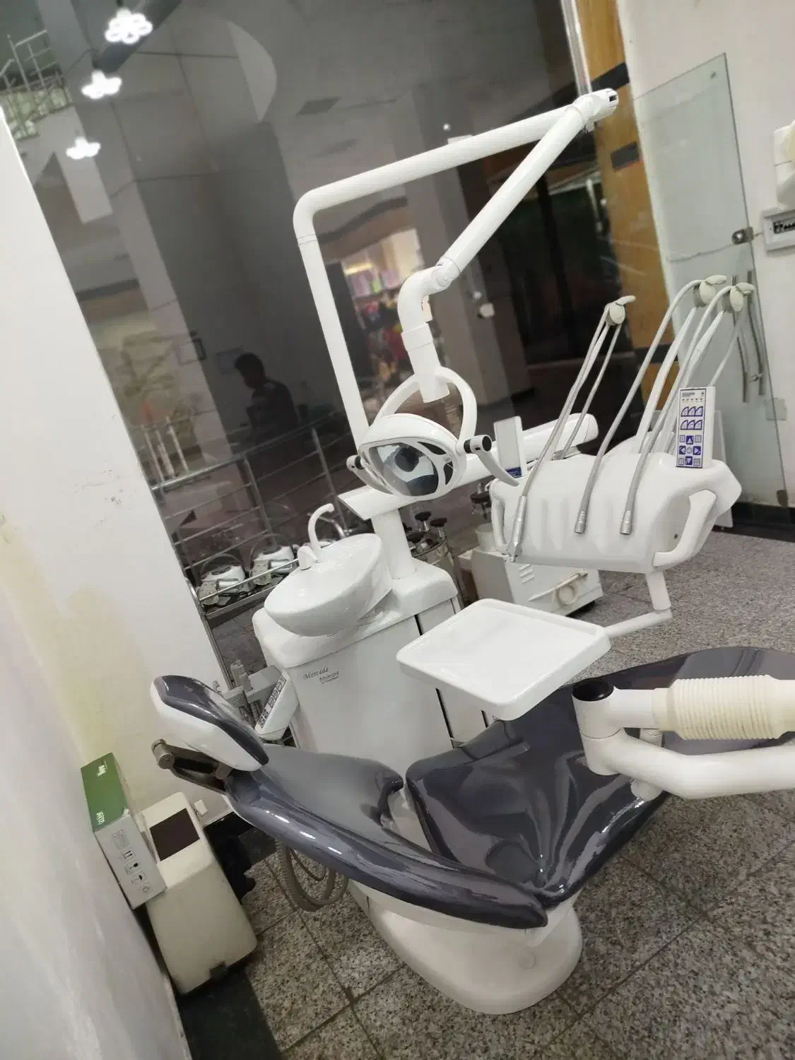 یونیت دندانپزشکی هودیان مرسده آلمان|پزشکی|تبریز, |دیوار