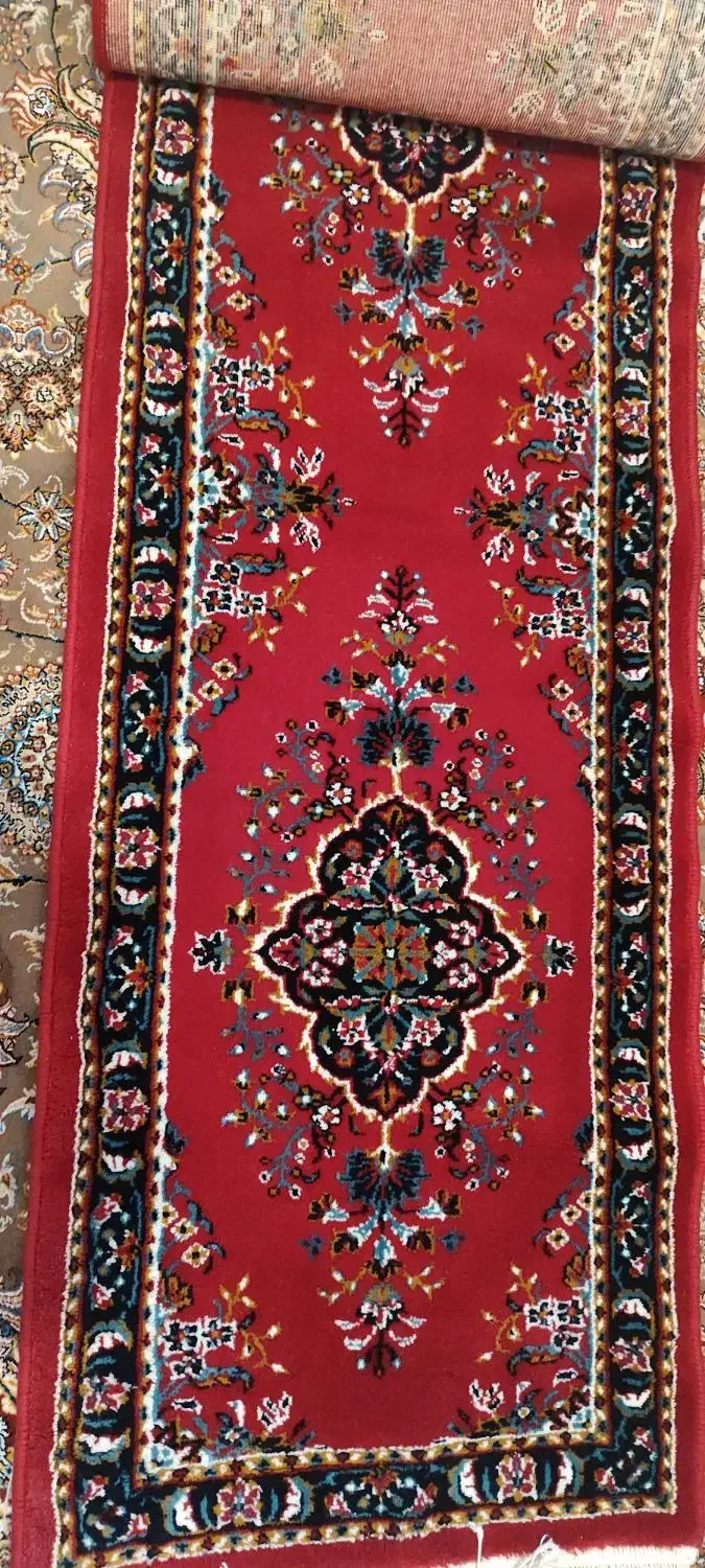 کناره لاکی نیم متر در چهار|فرش|قدس, شهرقدس|دیوار