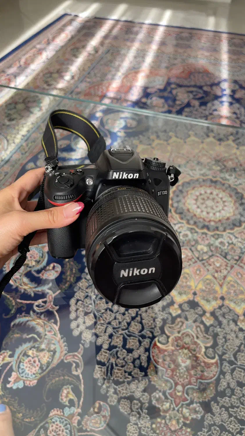 دوربین نیکون Nikon D7100 با لنز 18-140mm و‌سه پایه|دوربین عکاسی و فیلم‌برداری|تهران, امامت|دیوار