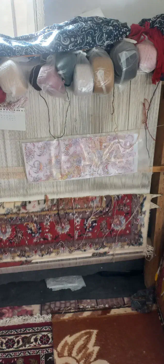 یک دستگاه قالیچه..ویا غالچا|فرش|باسمنج, |دیوار