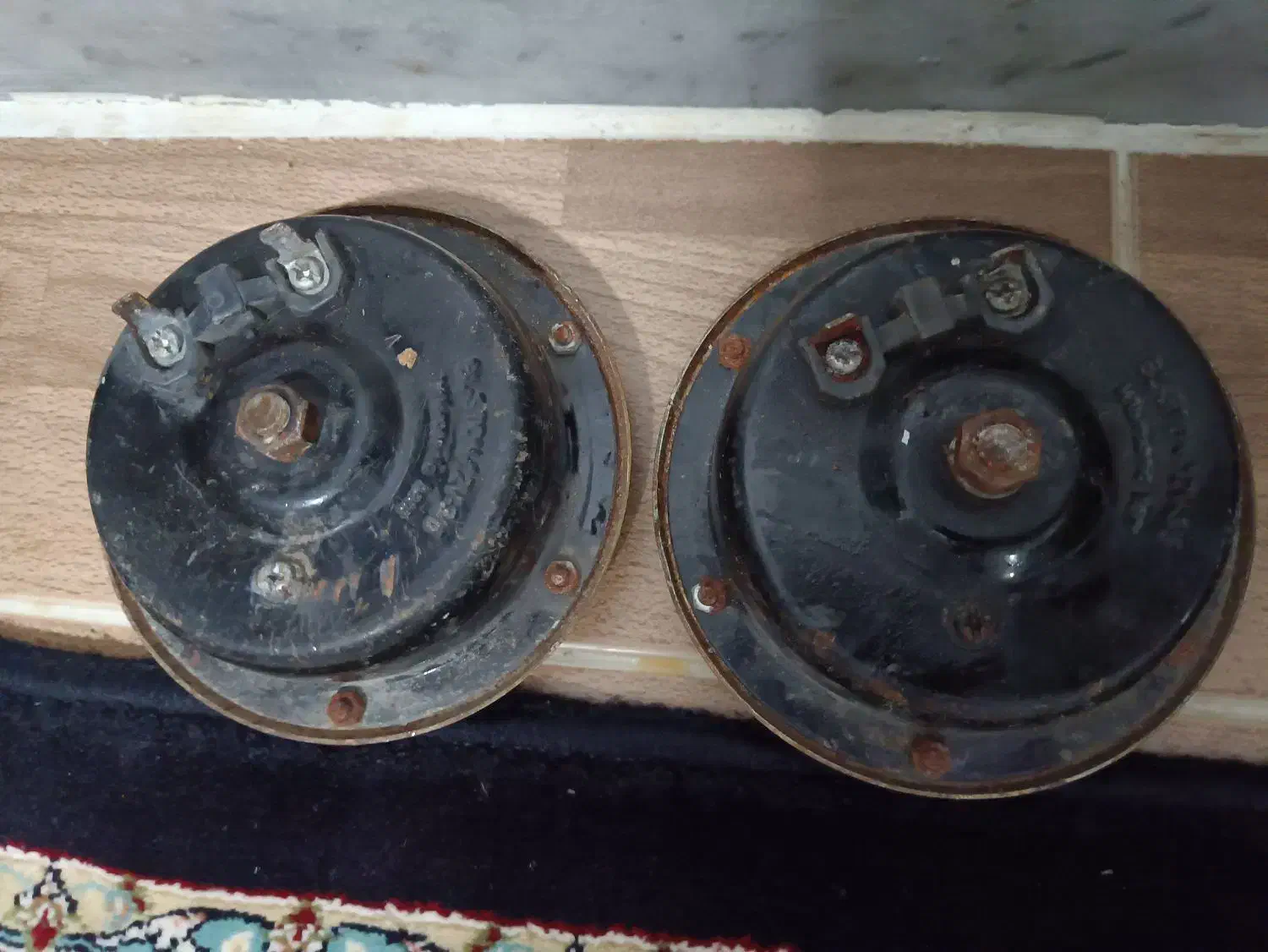 بوق ده یازده|قطعات یدکی و لوازم جانبی|لاهیجان, کوی استادان|دیوار