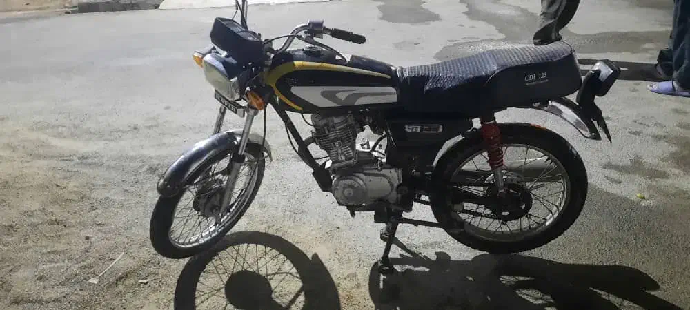 مدل ۸۴|موتورسیکلت|بندر امام خمینی, |دیوار