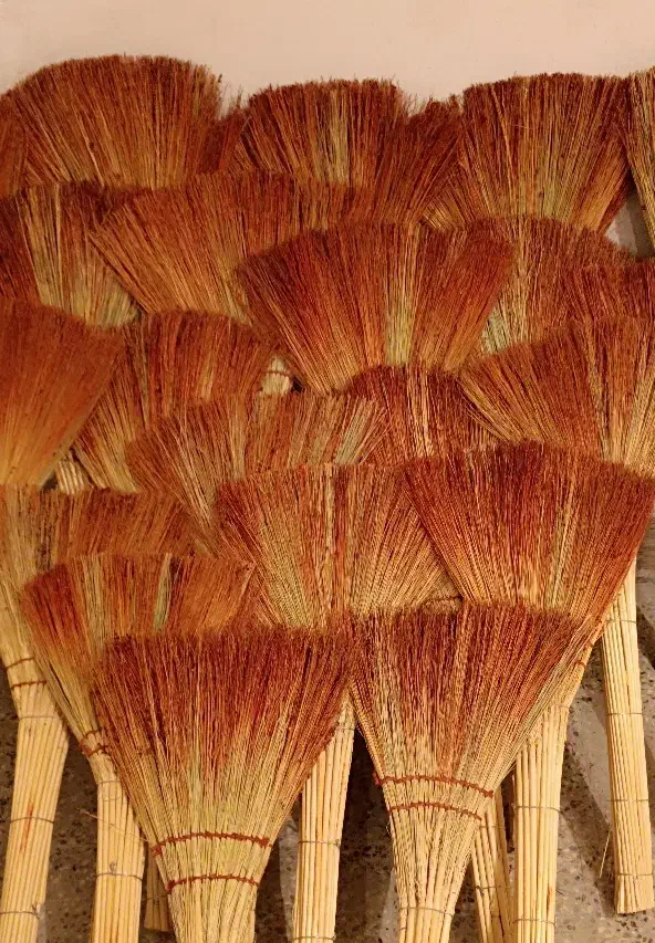 جارو|لوازم نظافت|یاسوج, |دیوار