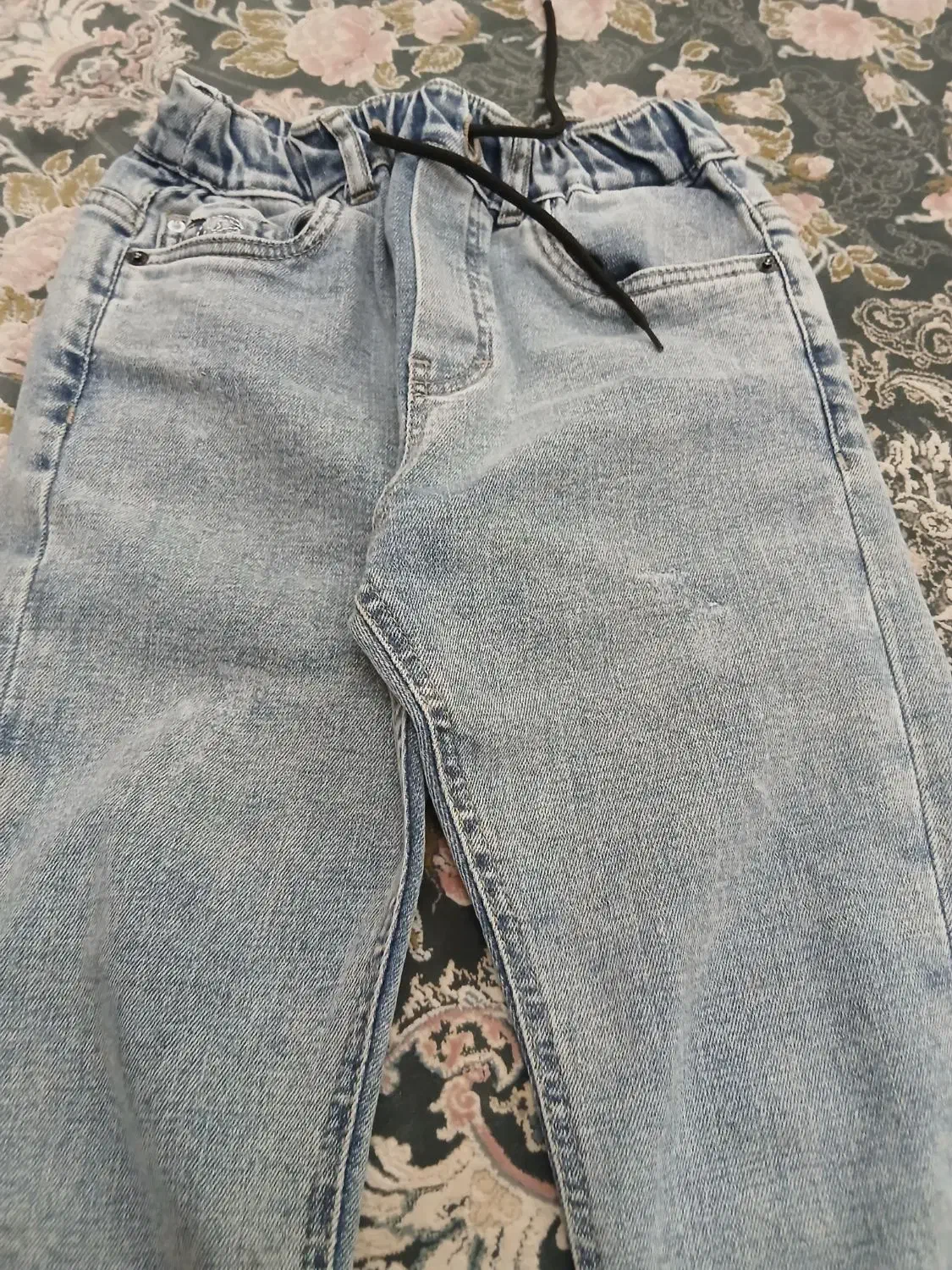 شلوار لی|کفش و لباس بچه|پرند, فاز ۲|دیوار