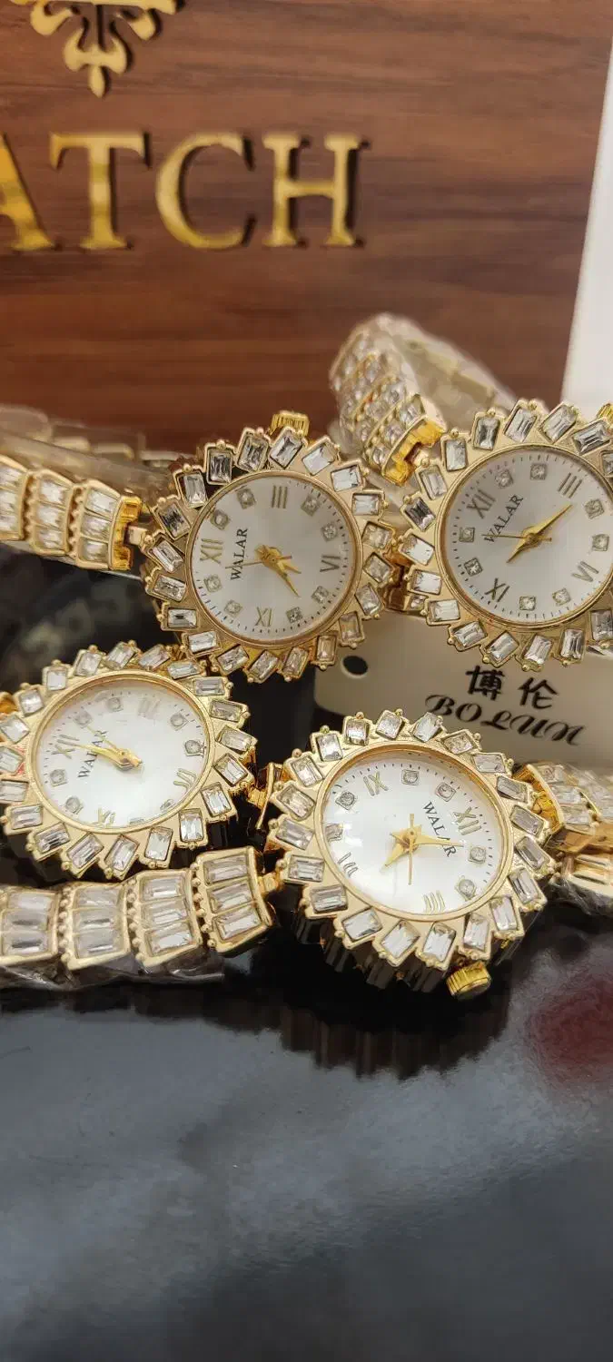 ساعت زنانه و دخترانه کامل نگین دار برند والار|ساعت|تبریز, |دیوار