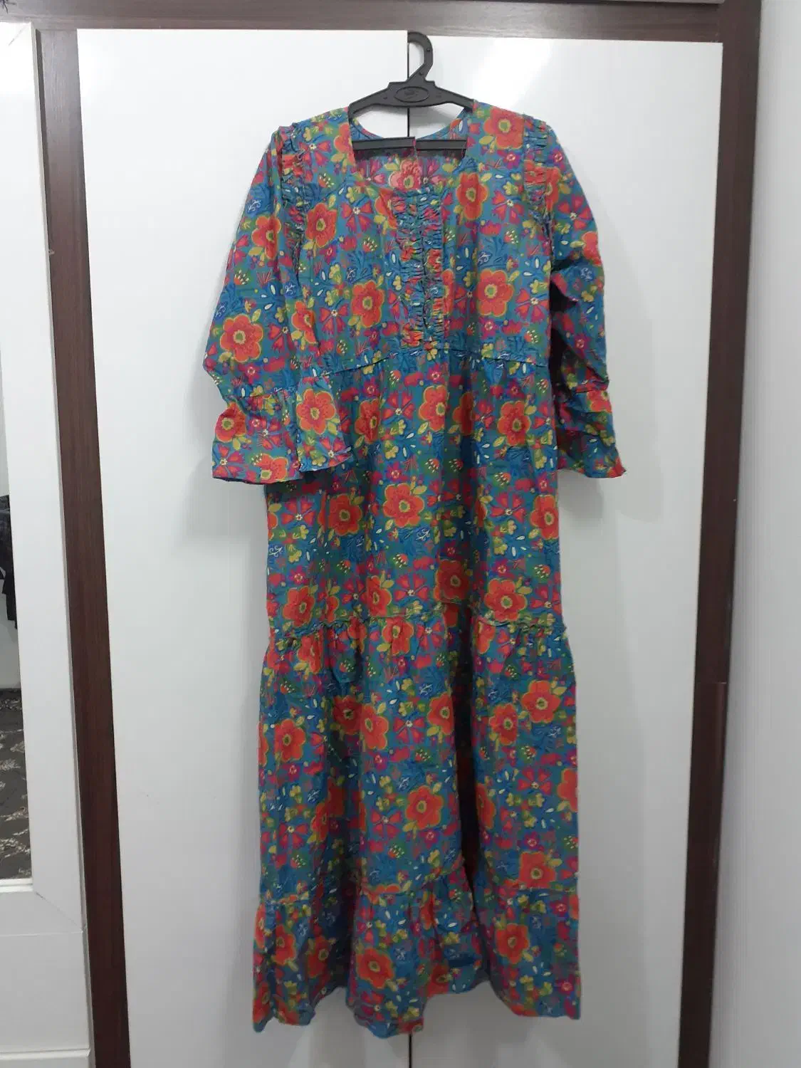 پیراهن ساحلی|لباس|مشهد, عامل|دیوار