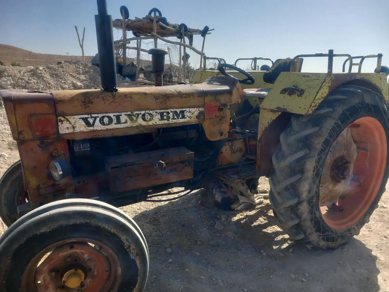 تراکتور بی ام ولوو با ادوات|ماشین‌آلات صنعتی|پاسارگاد, |دیوار