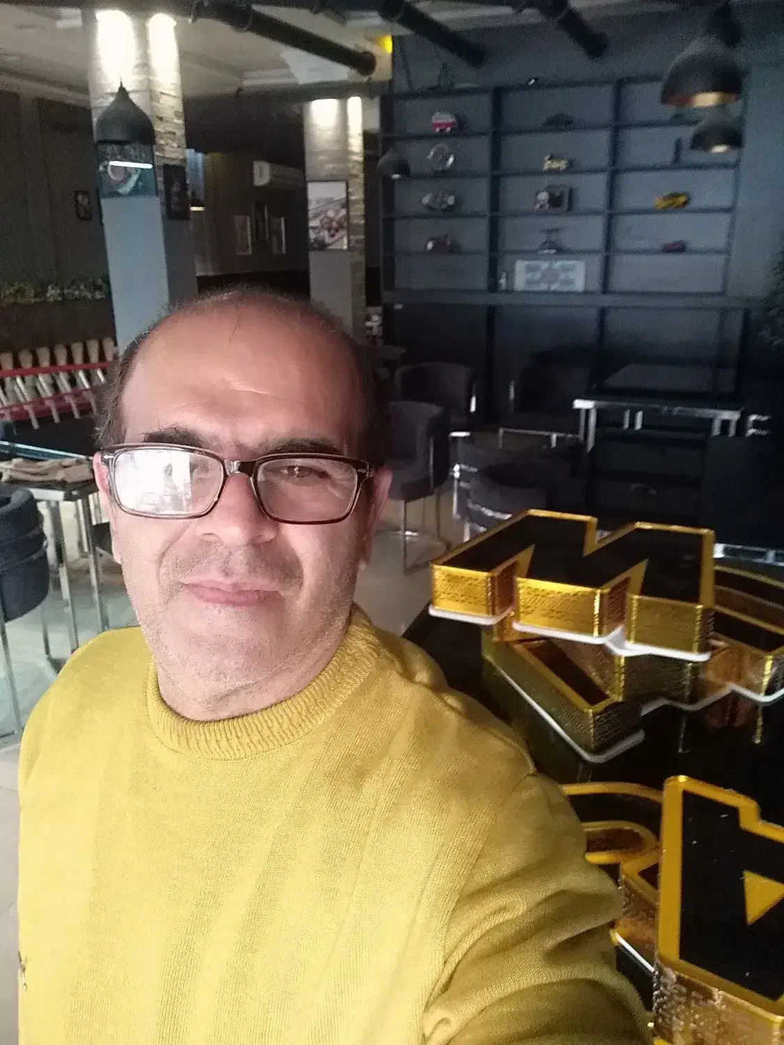 تابلو سازی|خدمات پیشه و مهارت|تهران, تجریش|دیوار