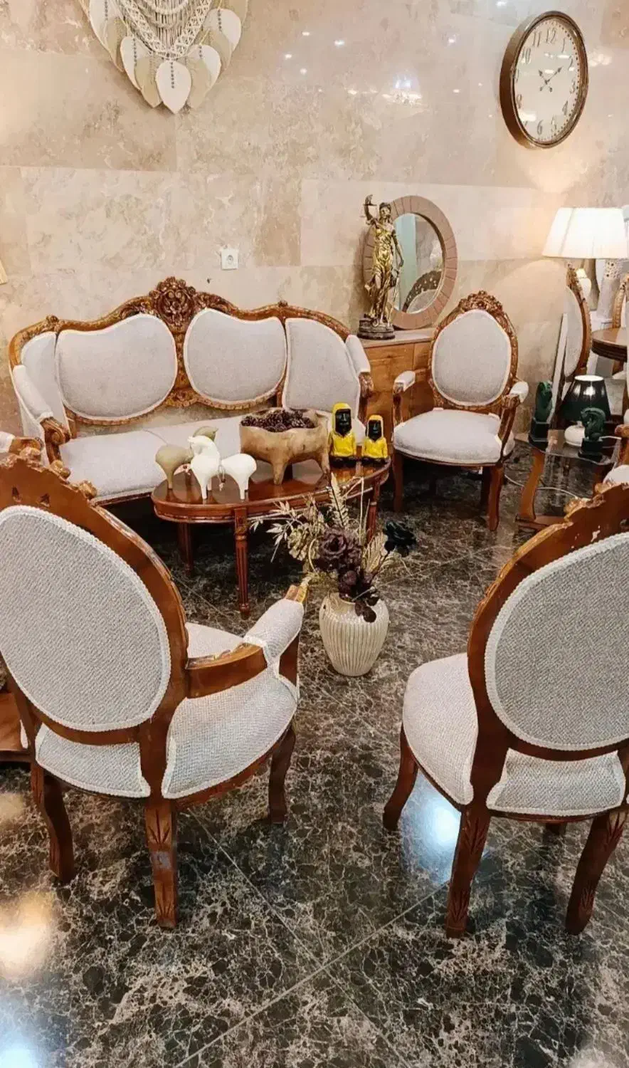 مبل نئیو لهستانی ( تغییر شغل ) ( نصف قیمت )|مبلمان خانگی و میز عسلی|سلمانشهر, |دیوار