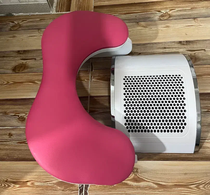 وسایل ناخن|آرایشگاه و سالن‌های زیبایی|یاسوج, |دیوار