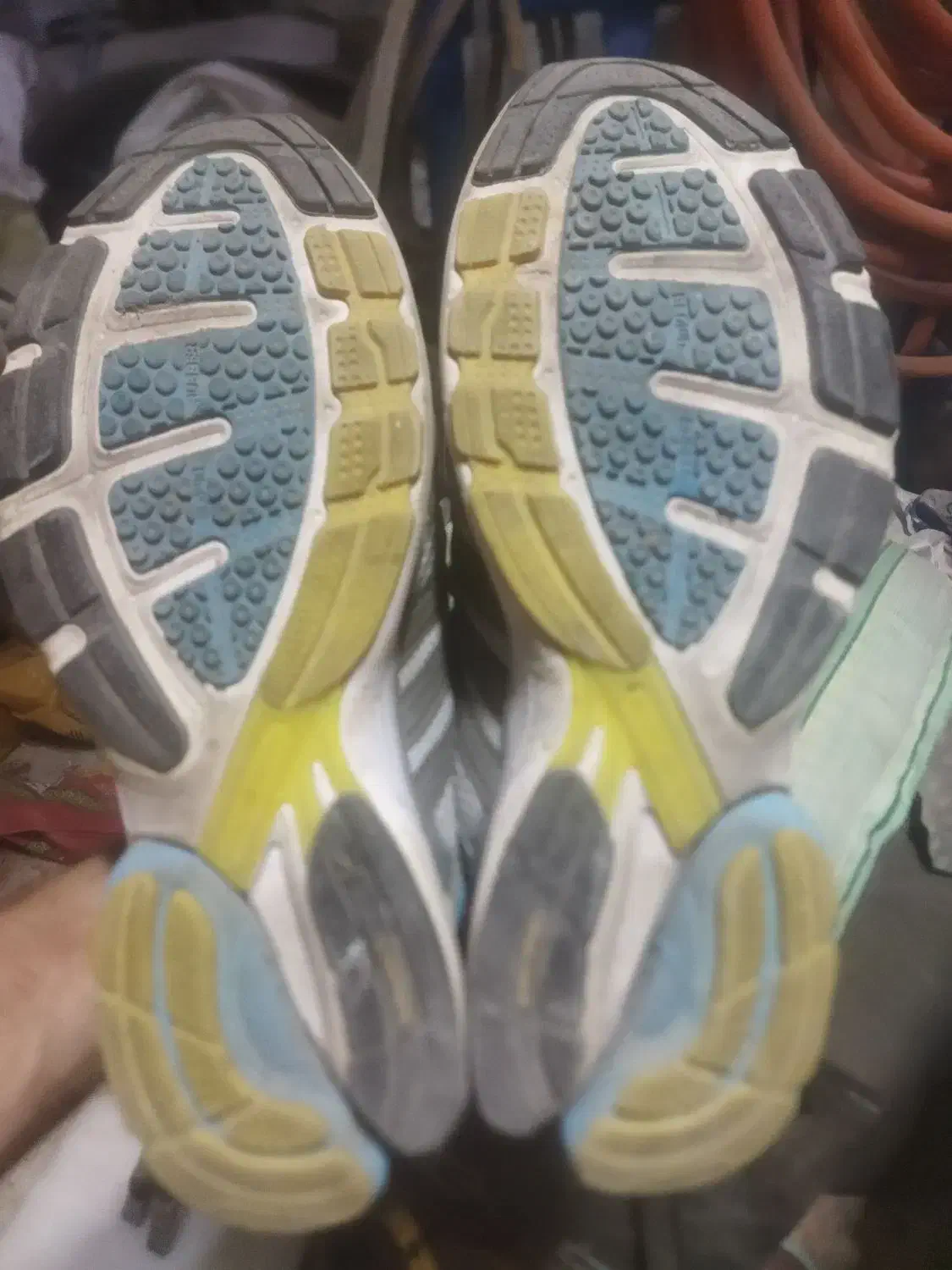 کتونی اورجینال رنگ فوق‌العاده زیبا شماره 41 یک سوم|کیف، کفش، کمربند|صباشهر, |دیوار