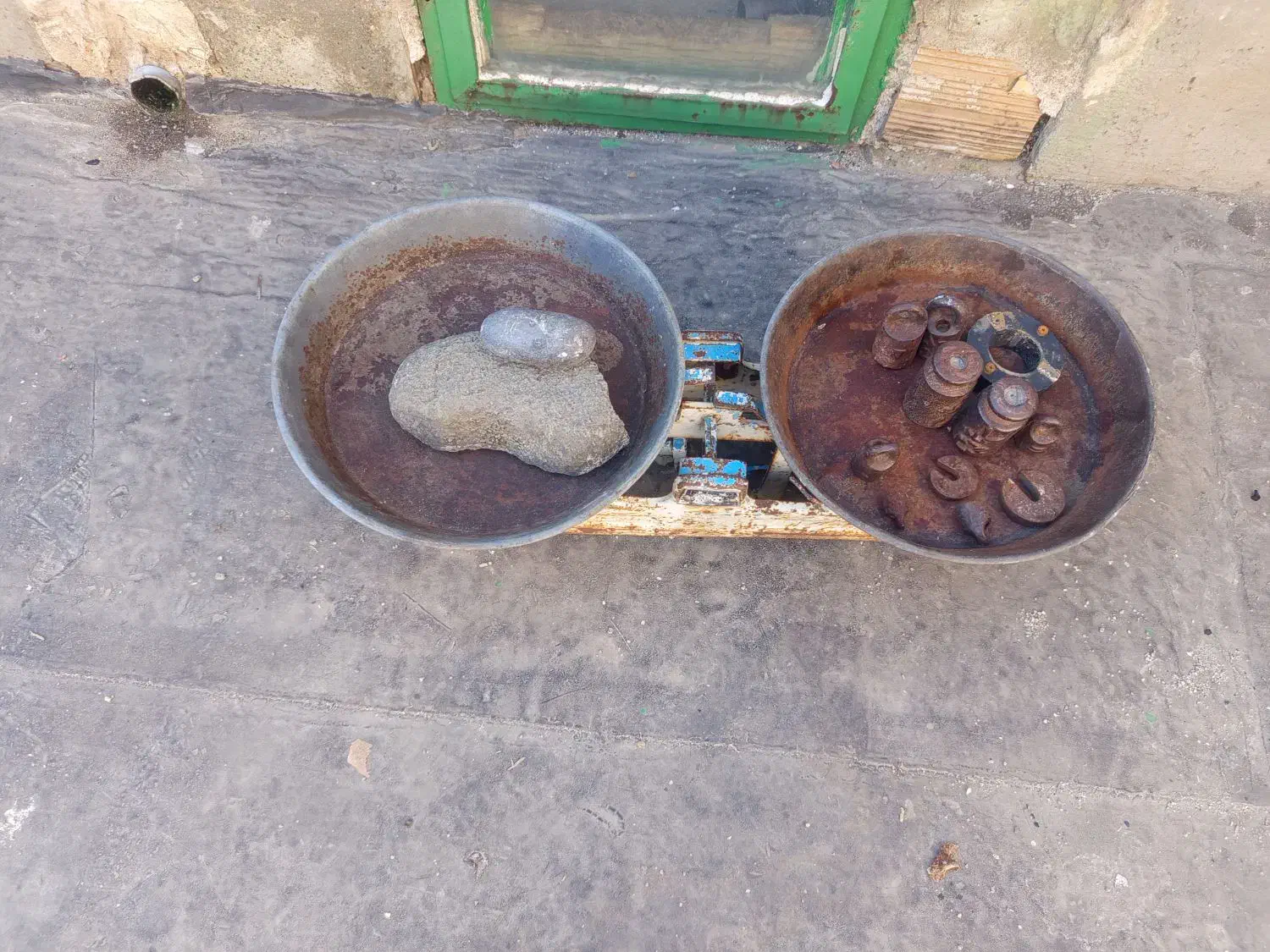 ترازو|فروشگاه و مغازه|همدان, |دیوار