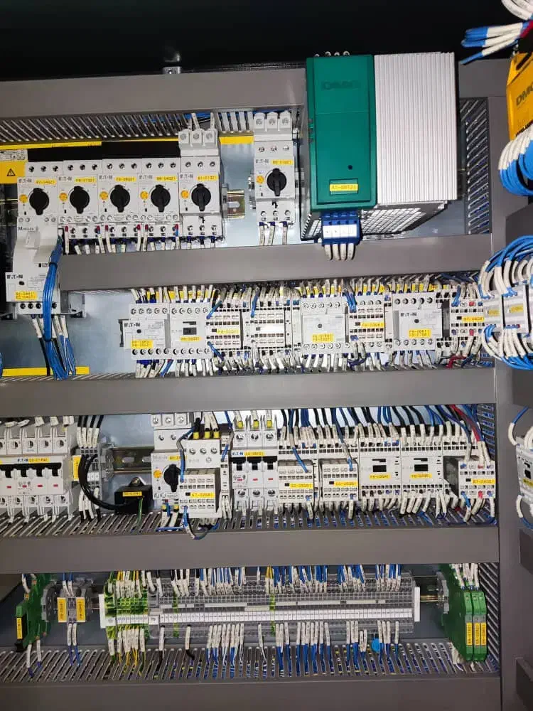 تعمیر تراش و فرز منوال و سی ان سی cnc|خدمات پیشه و مهارت|لاهیجان, شهرک سلمان فارسی|دیوار