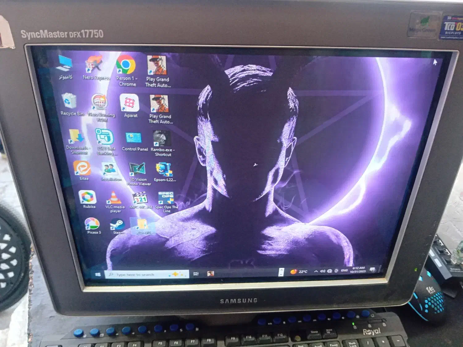 مانیتور برند سامسونگ|قطعات و لوازم جانبی رایانه|فردیس, منظریه|دیوار