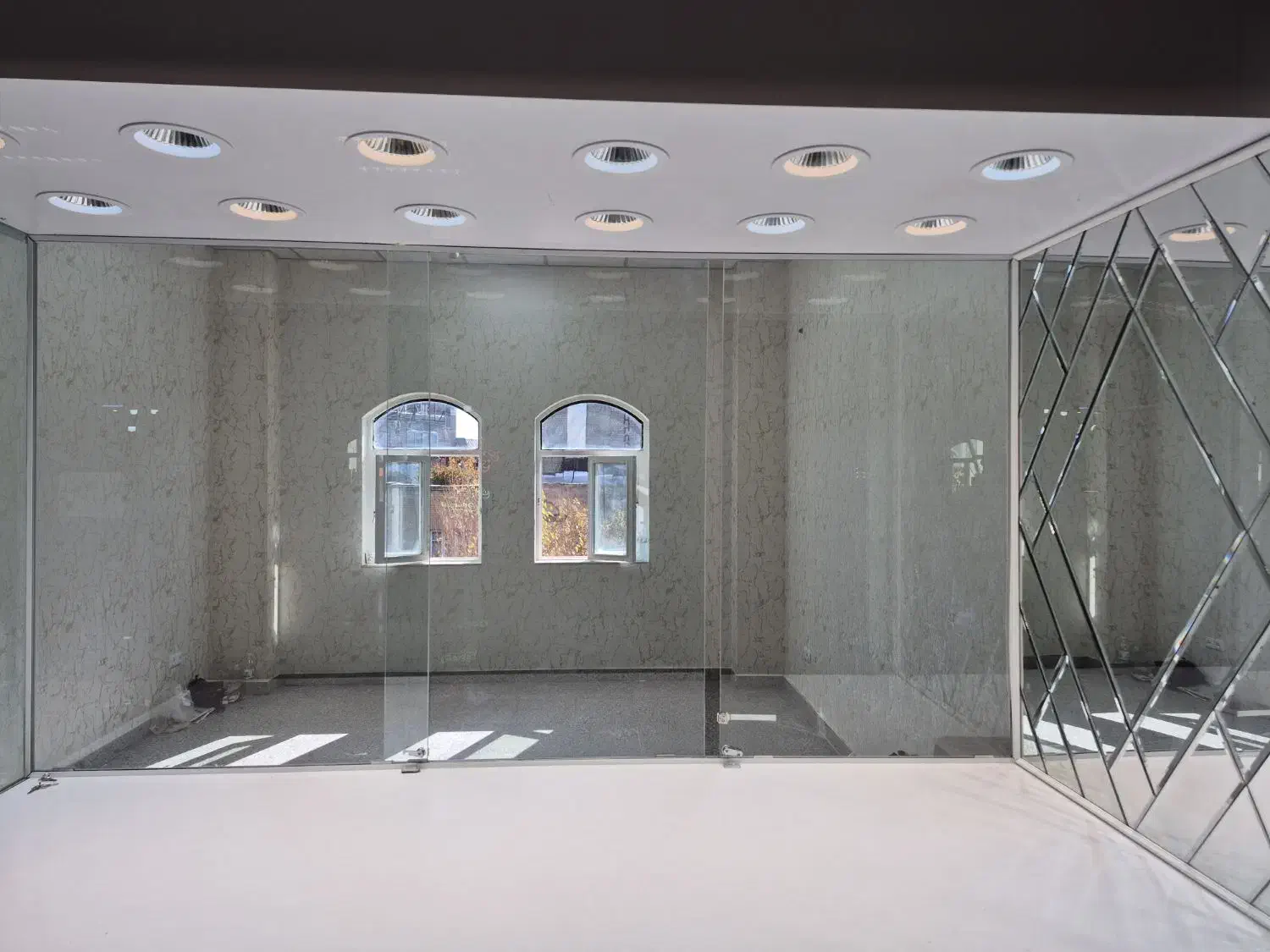 اجاره جهت طلاوسکه|اجارهٔ مغازه و غرفه|قم, ارم|دیوار