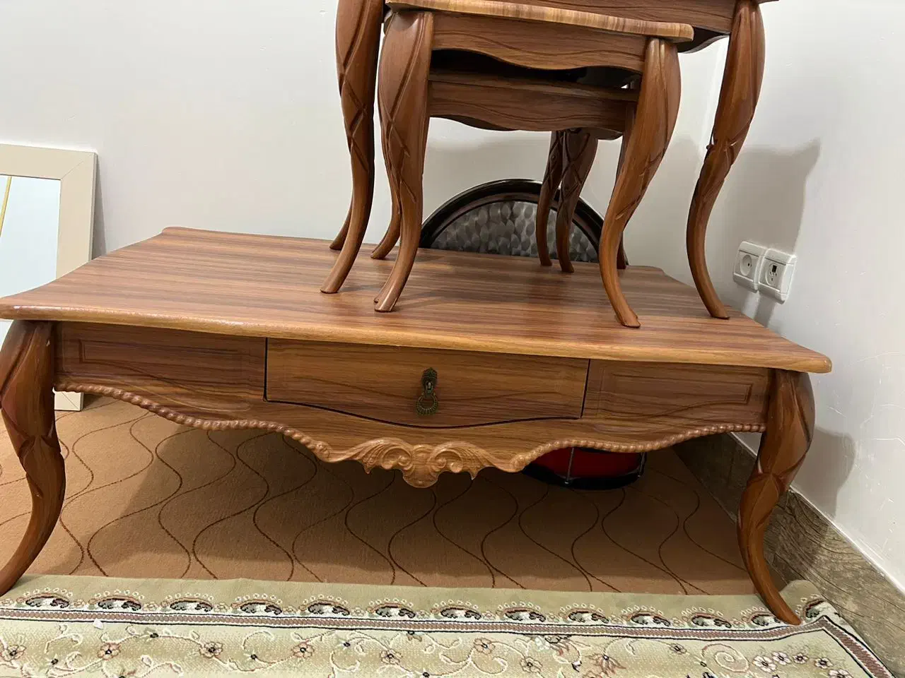 مبل و میز عسلی|مبلمان خانگی و میز عسلی|میانه, |دیوار