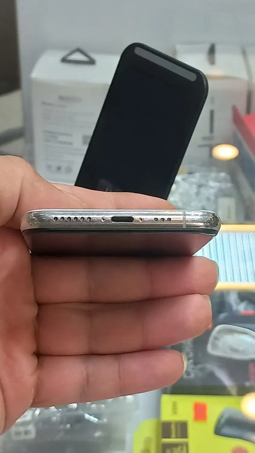 آیفون Xs سفید ۲۵۶ گیگ شکار|موبایل|گنبد کاووس, |دیوار