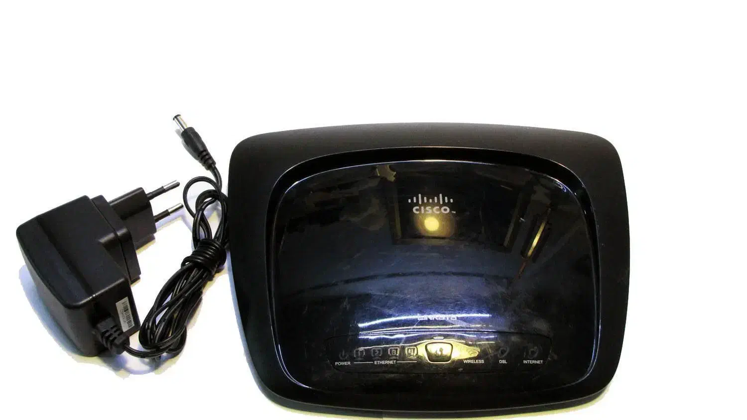 فروش مودم اینترنت وایرلس ADSL2+ برند cisco|مودم و تجهیزات شبکه|سمنان, |دیوار