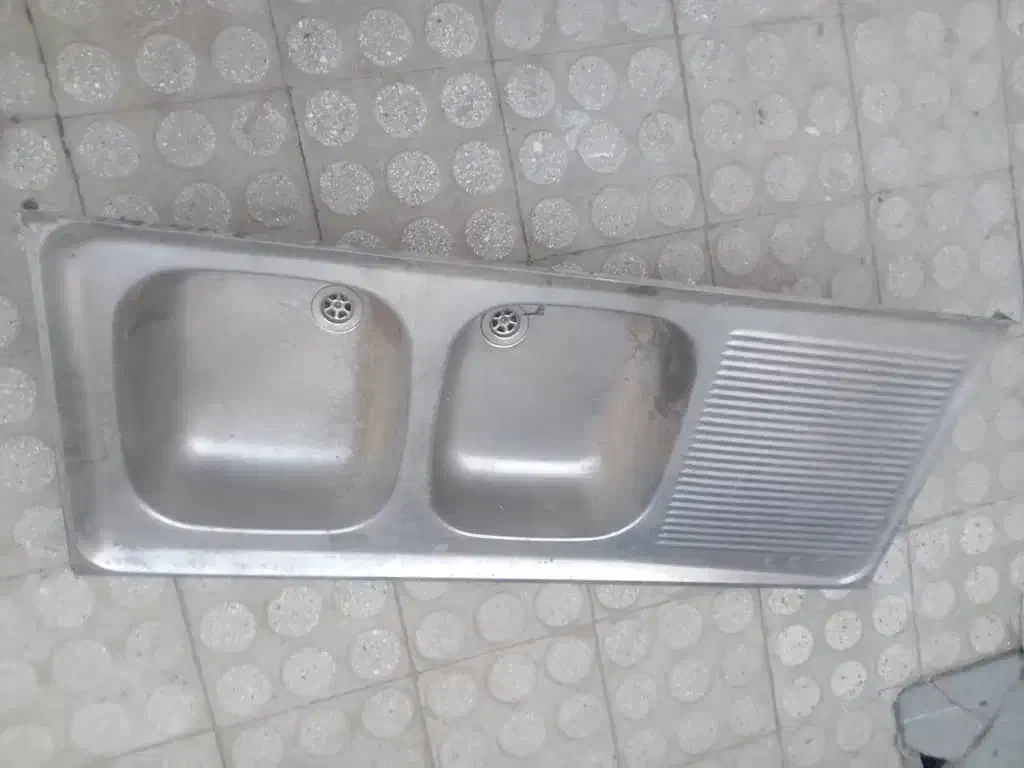 سینک دوقلو|مصالح و تجهیزات ساختمان|بومهن, |دیوار