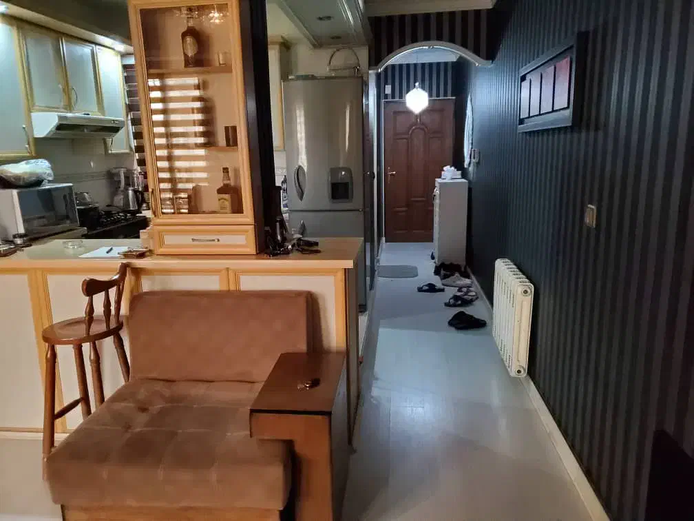 سعادت آباد/۷۰متر دو خواب/رو به آفتاب/خوش نقشه