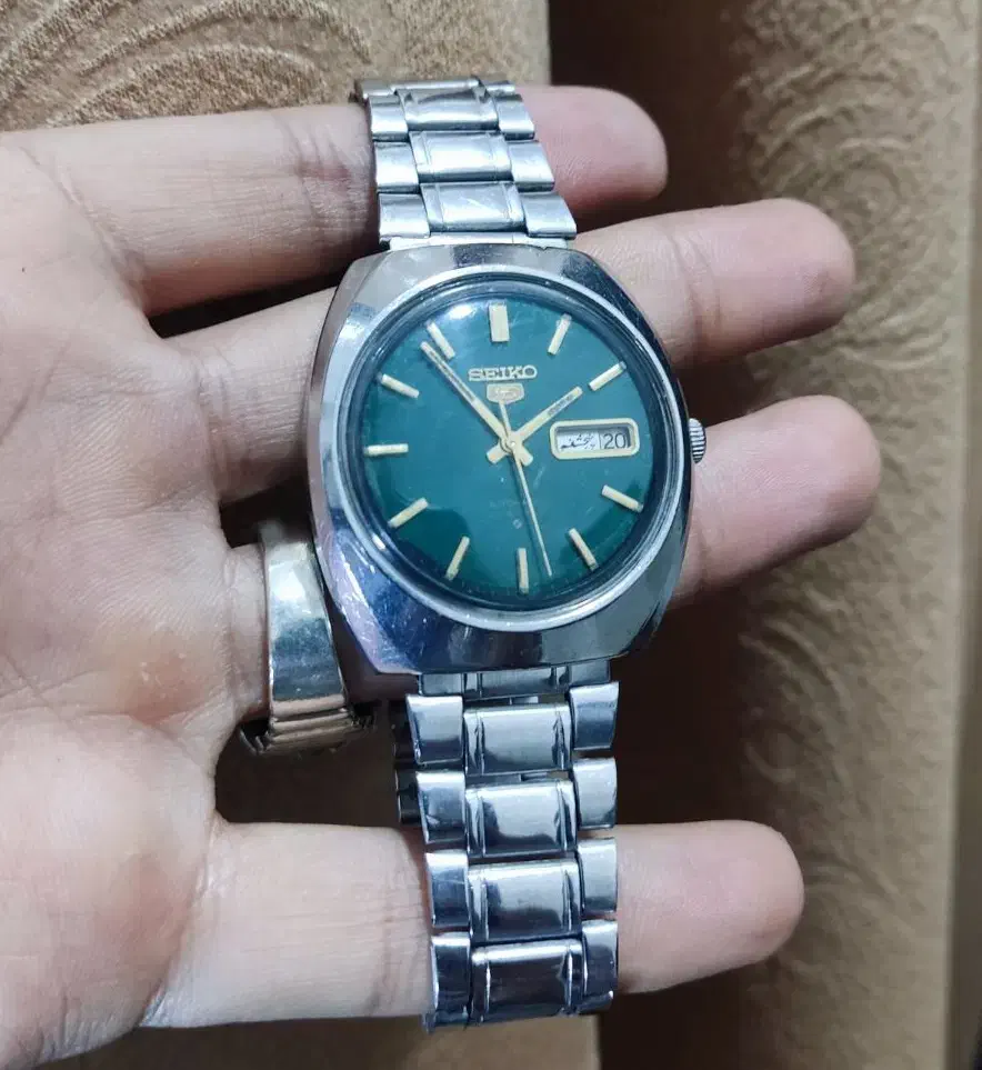 سیکو پنج اتومات صفحه خاص قاب درشت|ساعت|قم, شاه احمد قاسم|دیوار