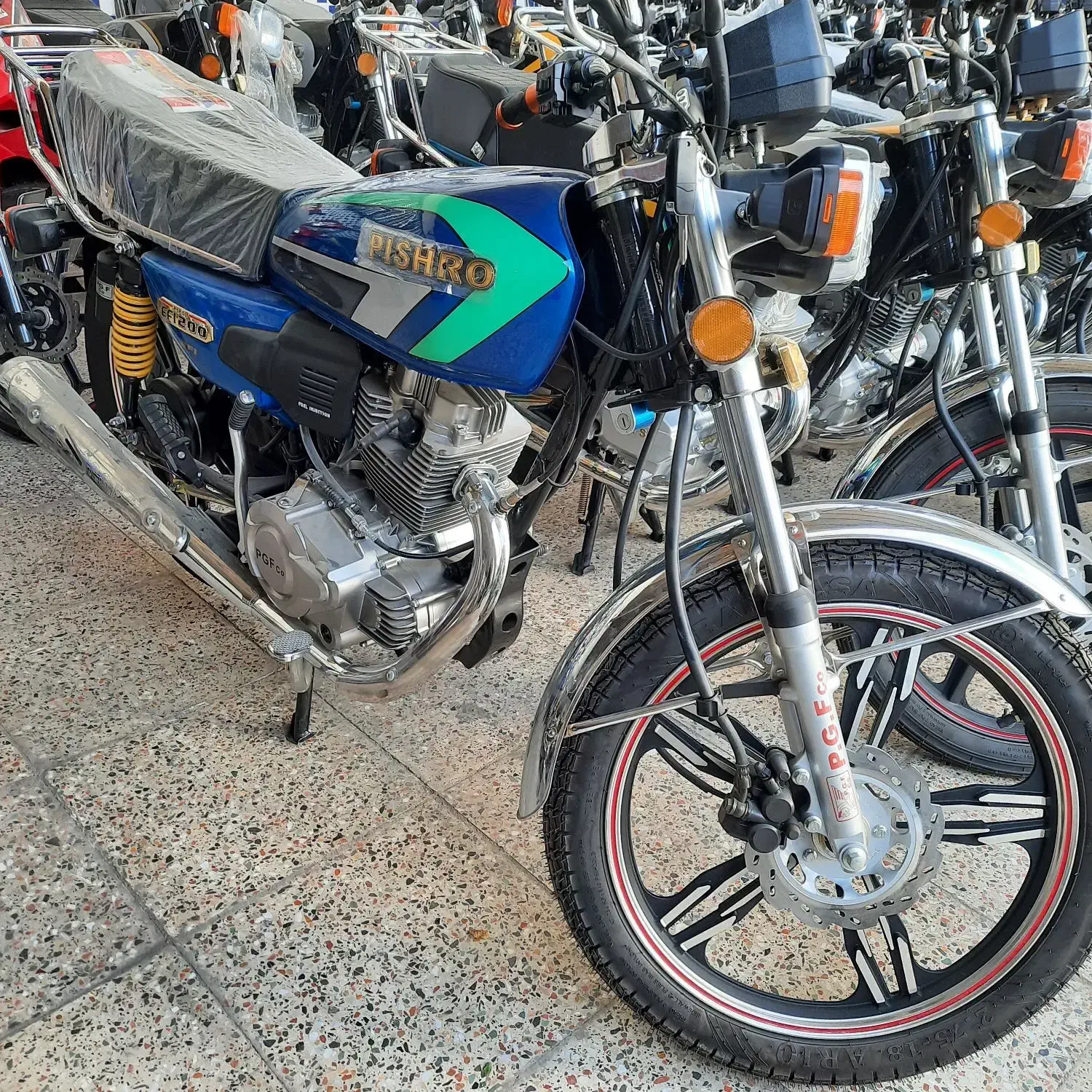 پیشرو 200 دو دیسک اقساطی|موتورسیکلت|اصفهان, خرم|دیوار