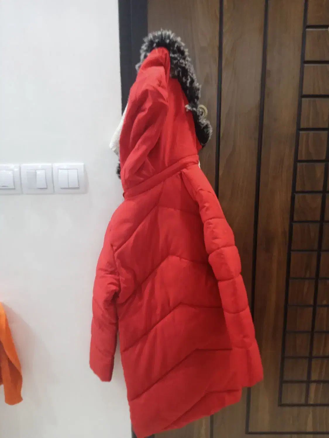 کاپشن|لباس|دورود, |دیوار