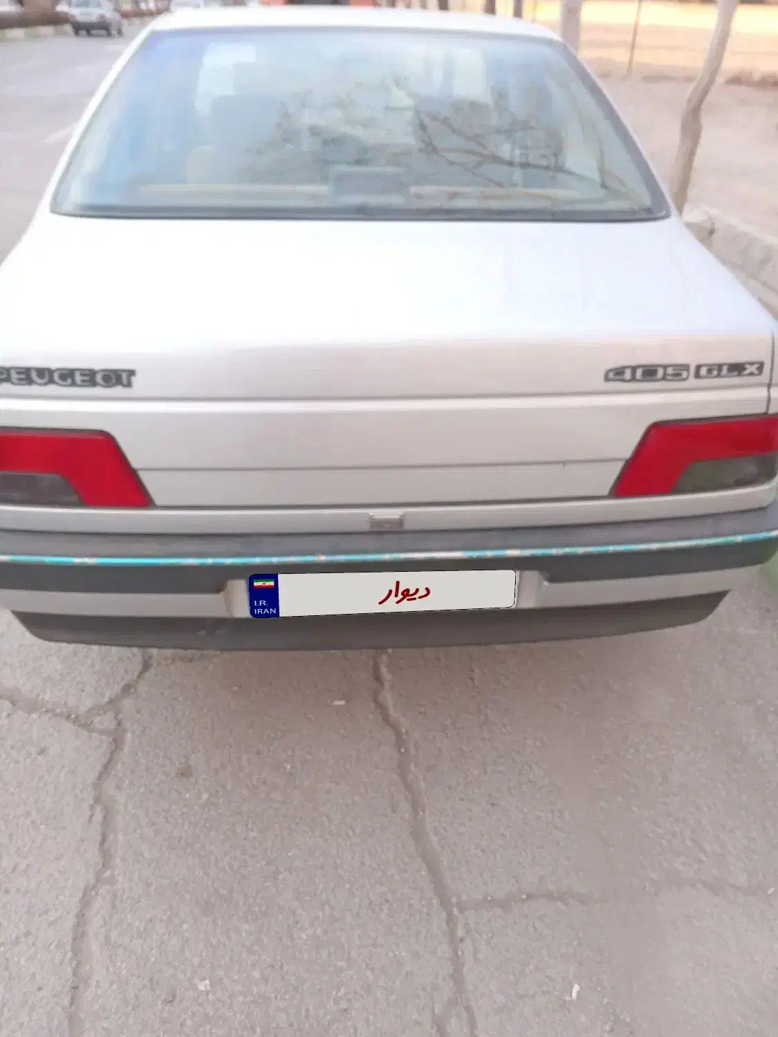 وسیله نقلیه پژو ۴۰۵|خودرو سواری و وانت|شهرضا, |دیوار