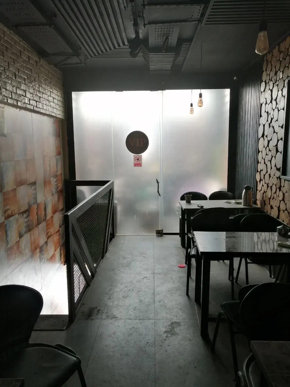 مغازه کفی|اجارهٔ مغازه و غرفه|تهران, شهرآرا|دیوار