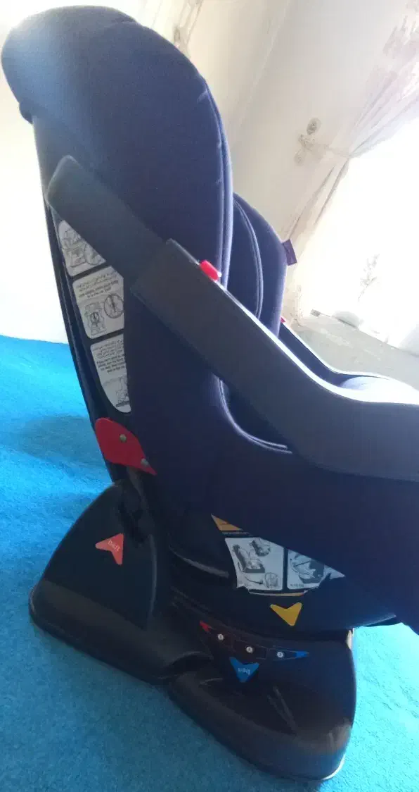 صندلی ماشین|تخت و صندلی بچه|سقز, |دیوار