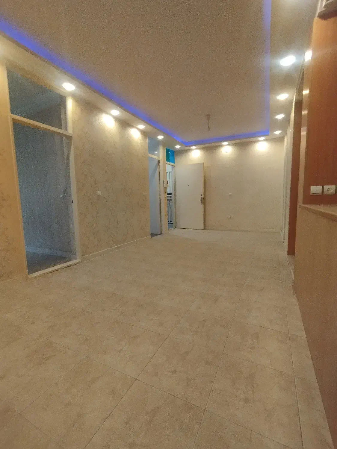 75 متر دو خواب