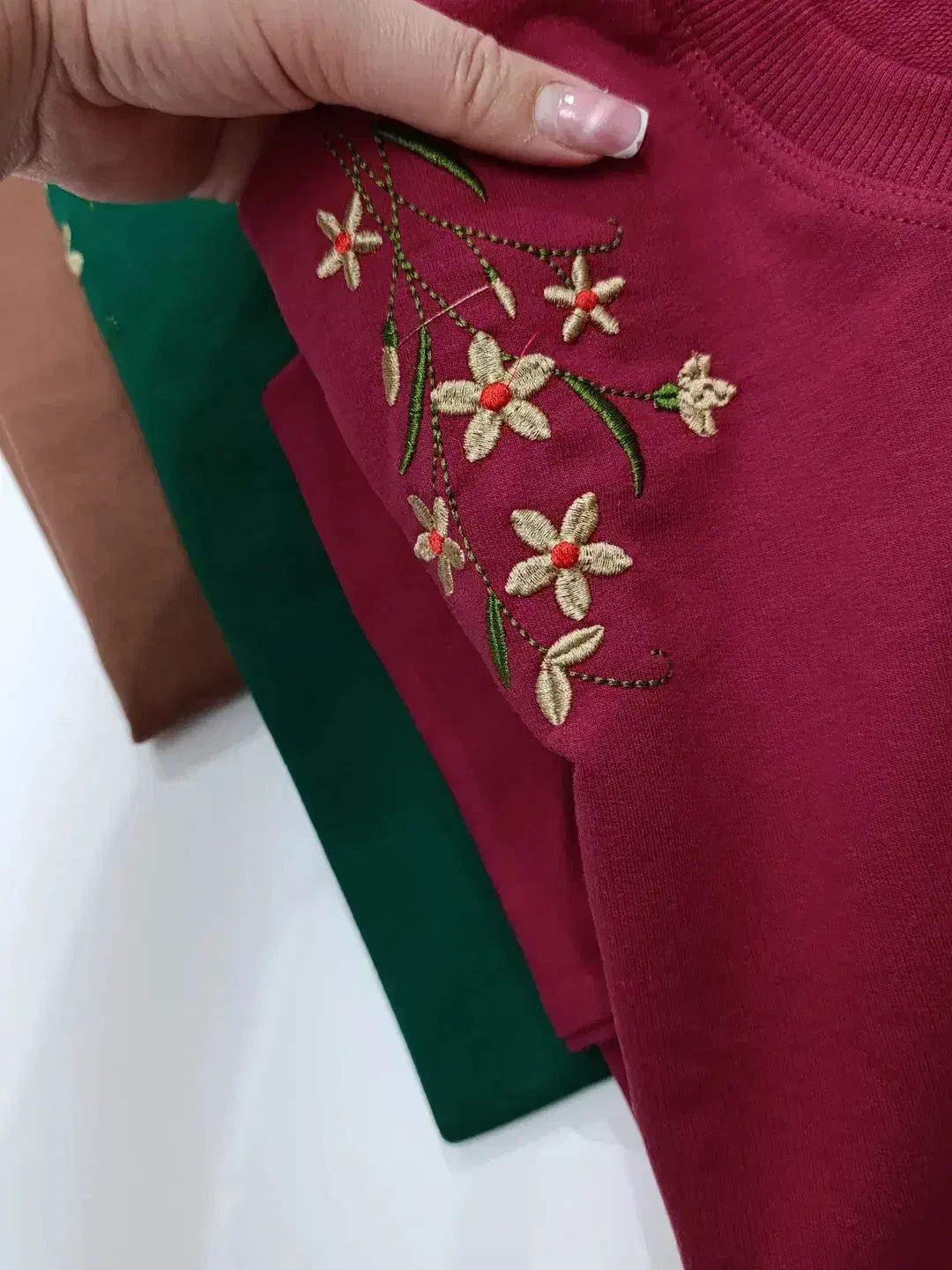 لباس های دخترانه و زنانه با کمترین قیمت|لباس|سنندج, |دیوار