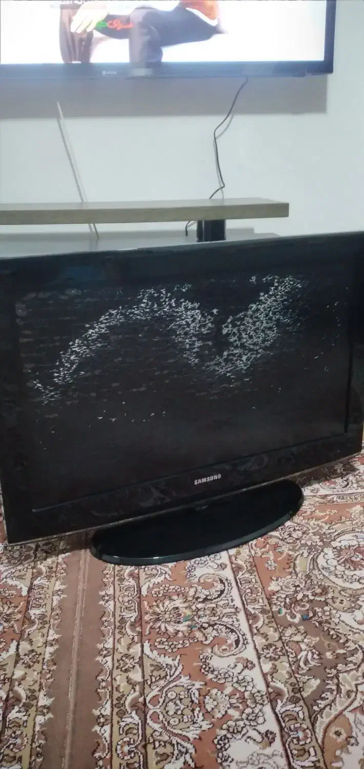 تلویزیون|تلویزیون و پروژکتور|رشت, سلیمانداراب|دیوار