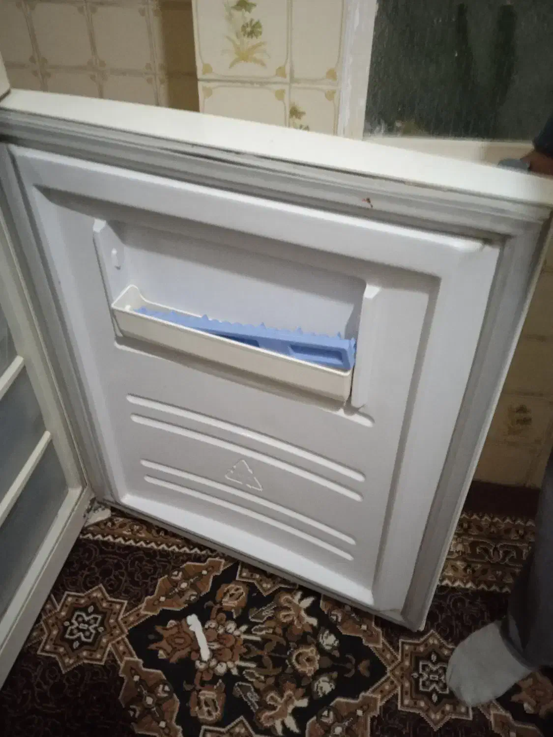 یخچال فریزر|یخچال و فریزر|بروجن, |دیوار