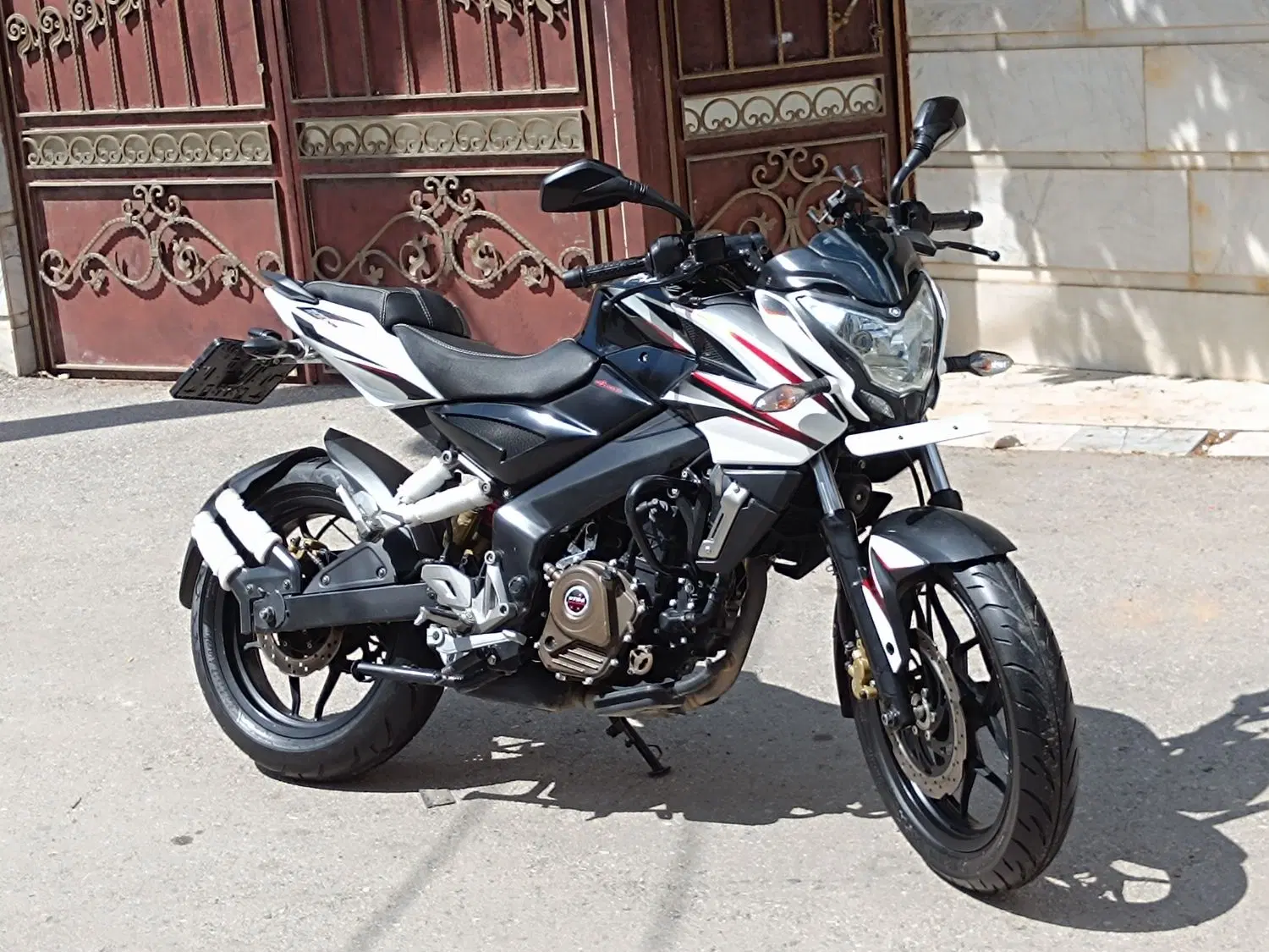 ns200|موتورسیکلت|سنندج, |دیوار