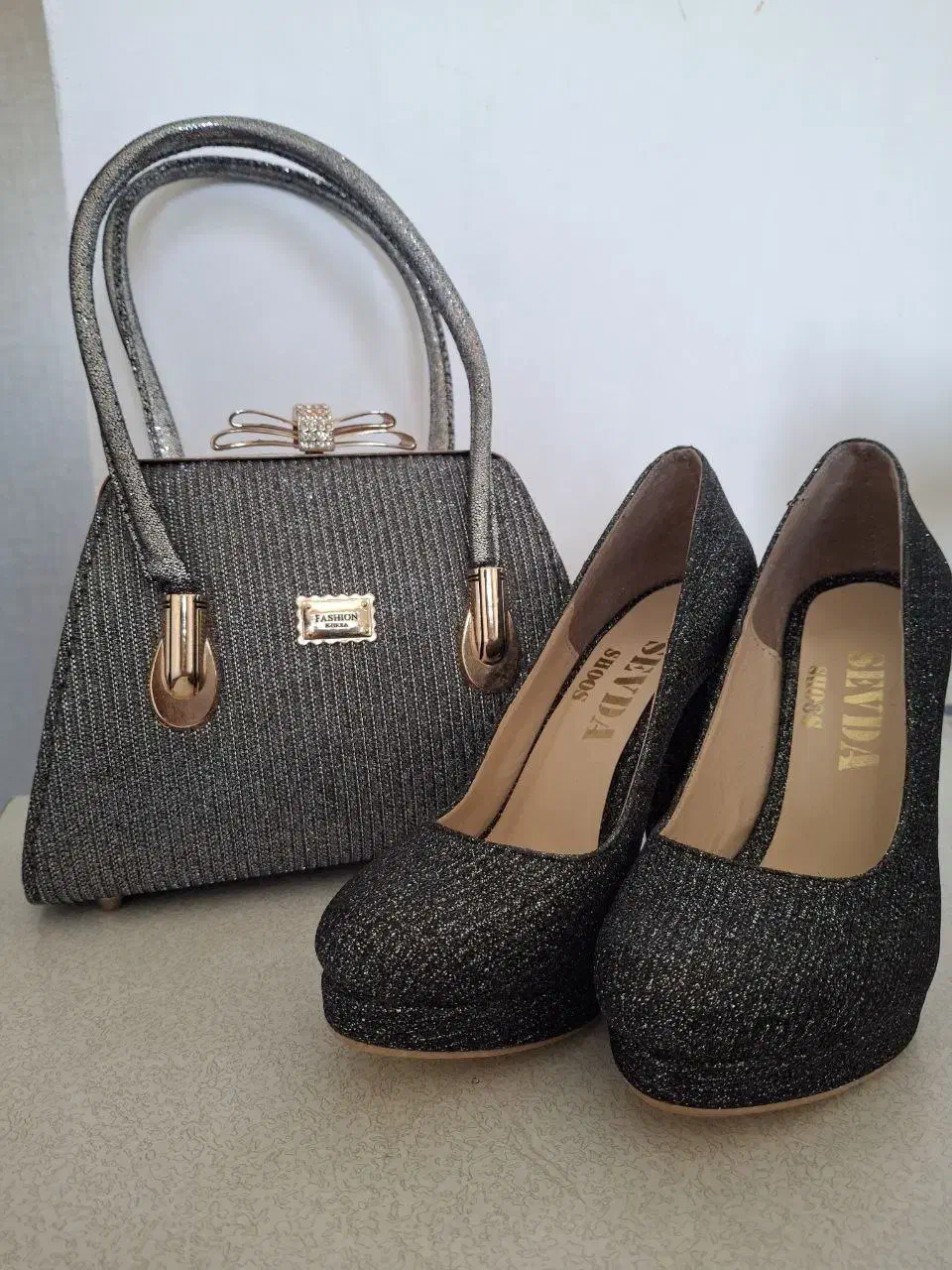 فروش|کیف، کفش، کمربند|صفادشت, |دیوار