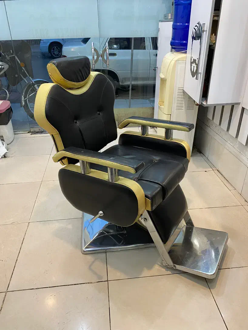 صندلی اصلاح|آرایشگاه و سالن‌های زیبایی|قم, شهید صیاد شیرازی|دیوار