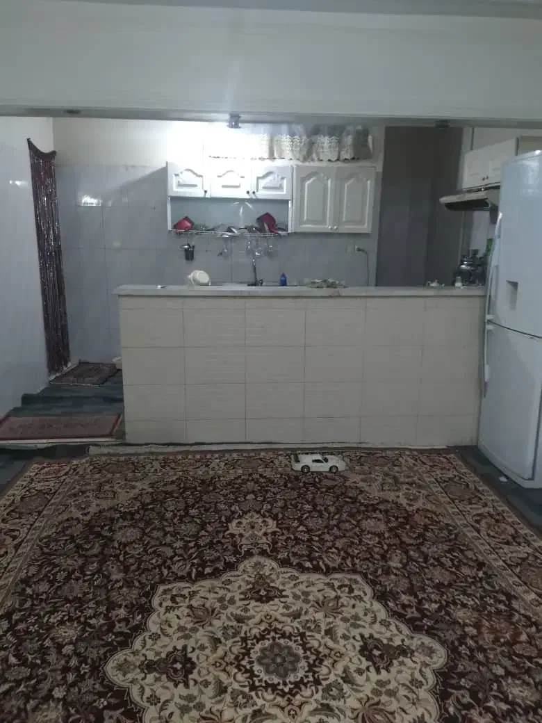 اجاره واحد ۶۰ متری