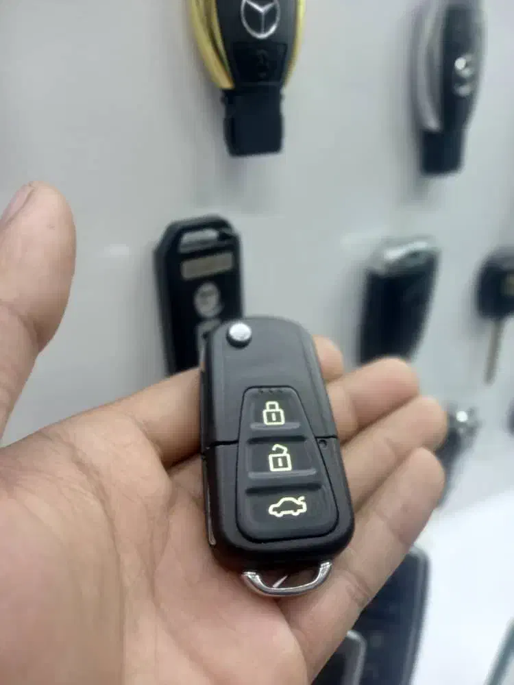 کلید و ریموت خودرو و منزل|خدمات پیشه و مهارت|نیشابور, شهید جعفری|دیوار