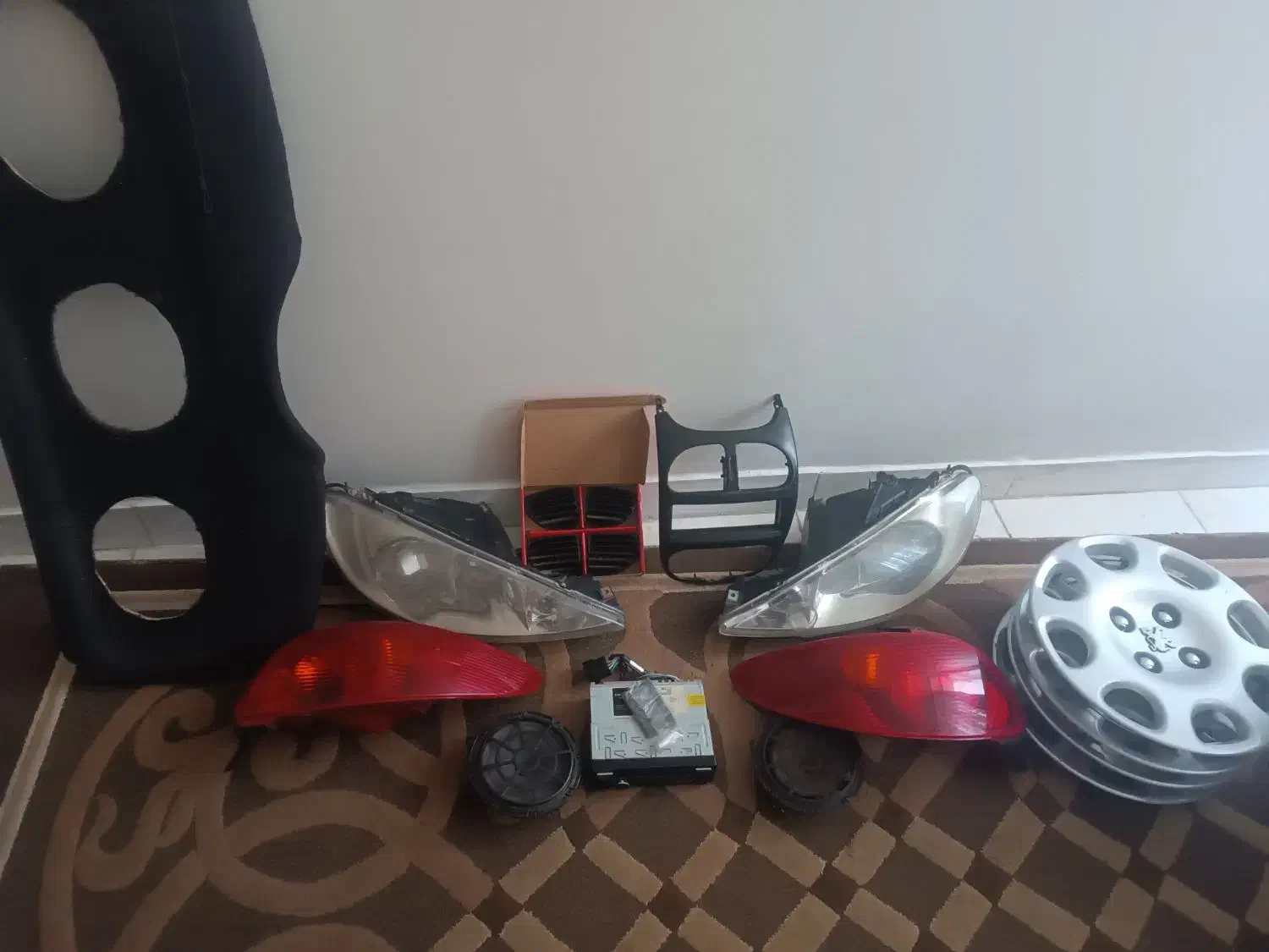 چراغ جلو چراغ عقب طاقچه ظبت|قطعات یدکی و لوازم جانبی|تهران, شکیبا|دیوار