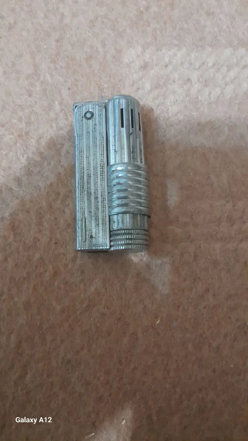 فندک نفتی بنزینی قدیمی|کلکسیون اشیاء عتیقه|مبارکه, |دیوار