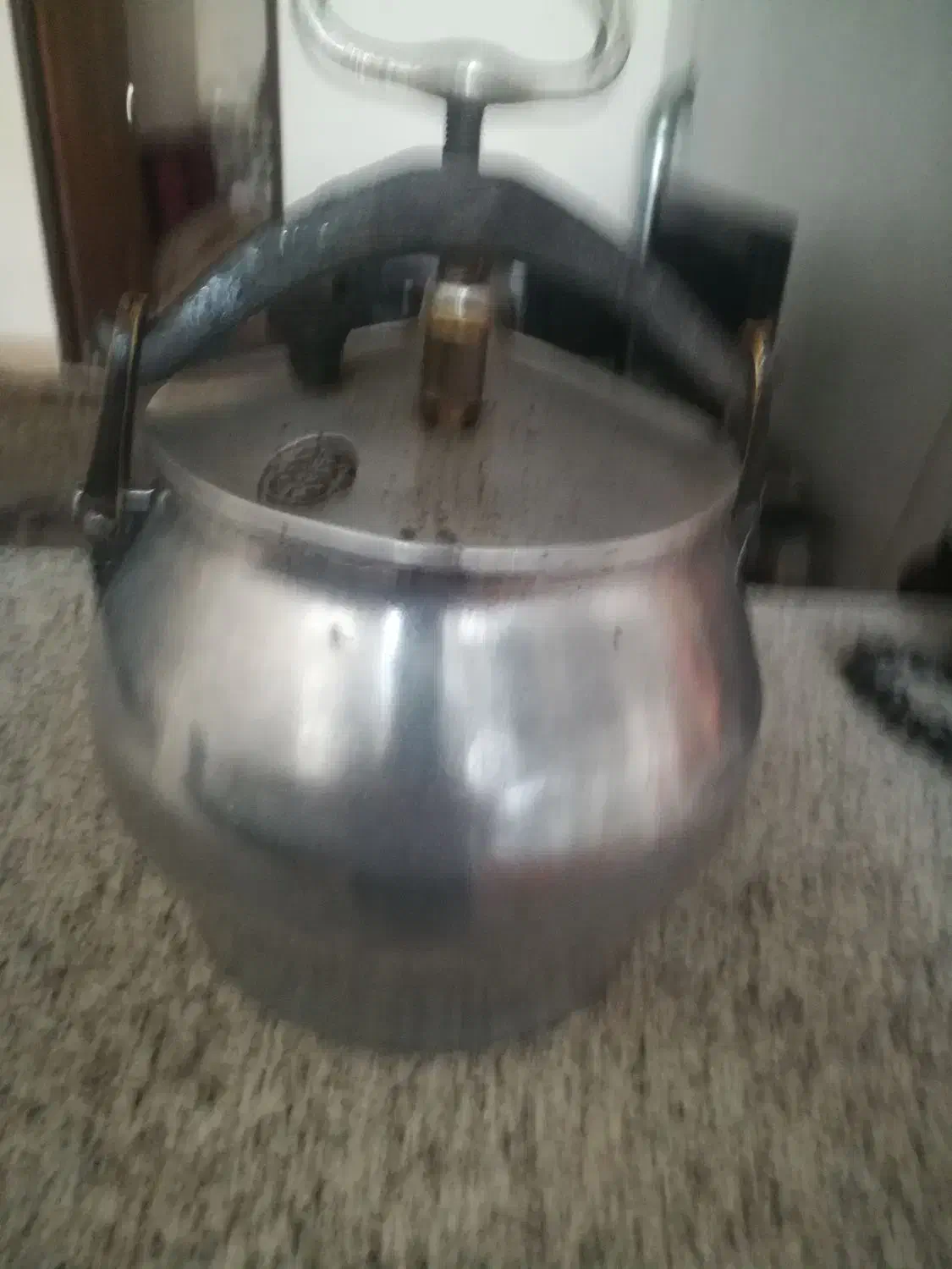 زودپز|ظروف پخت‌وپز|شیراز, بریجستون|دیوار